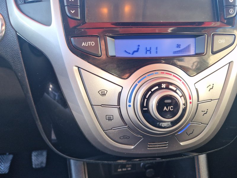 HYUNDAI IX20 2010. Conseils d'experts chez Auto Dakar pour choisir le véhicule parfait