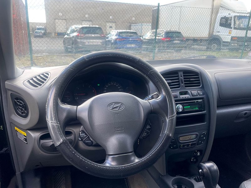 HYUNDAI SANTA FEA 2003. Votre satisfaction est notre priorité chez Auto Dakar, leader du marché automobile dakarois