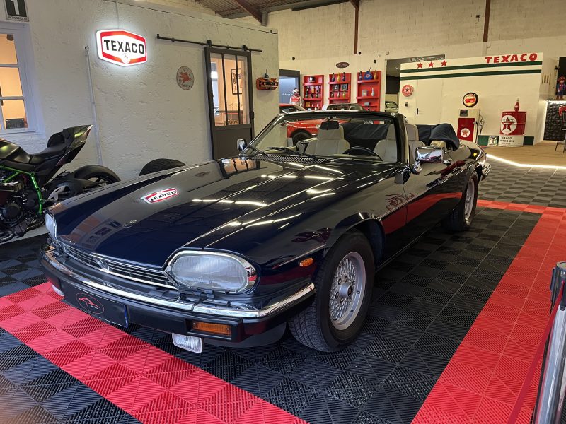 JAGUAR XJSC CONVERTIBLE 1989. Auto Dakar : Innovation, modernité et tradition du service automobile sénégalais