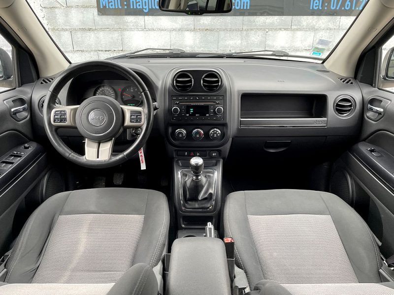 JEEP COMPASS 2011. Bénéficiez de l'expérience Auto Dakar pour vos achats et locations de véhicules
