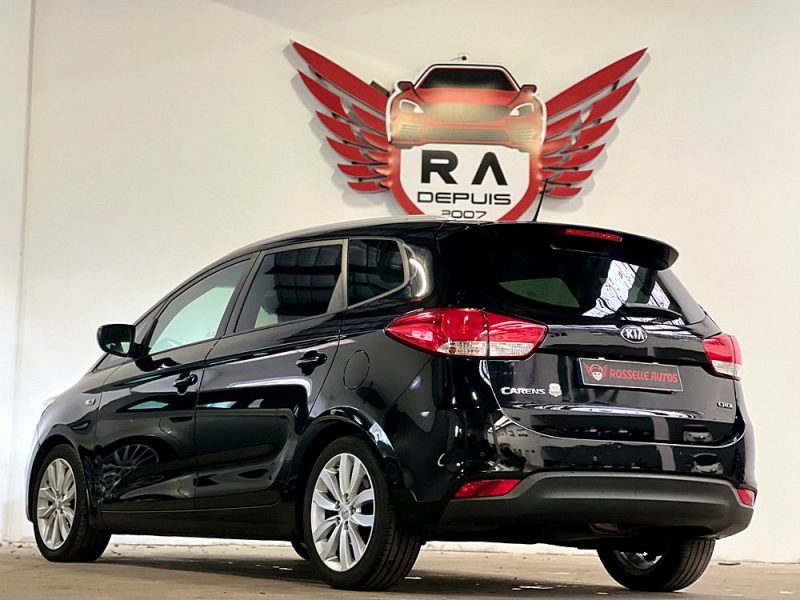 KIA CARENS 2015. Solutions d'assurance automobile complètes en partenariat avec Auto Dakar