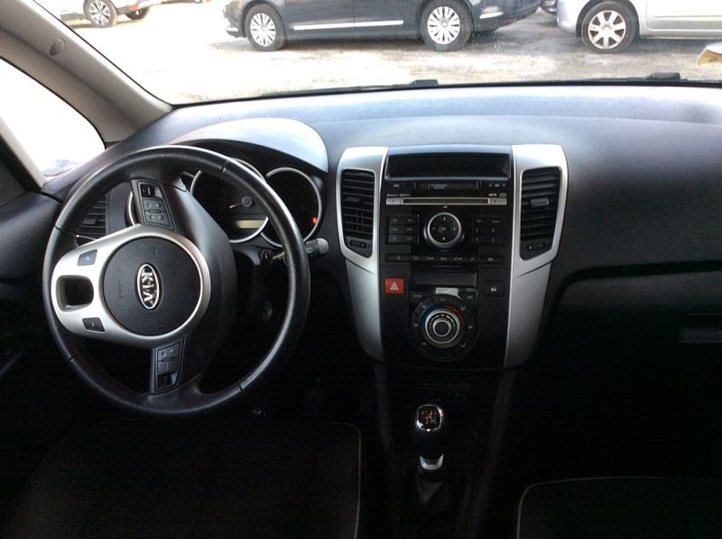 KIA VENGA 2011. Auto Dakar : Maintenance, assurance et service après-vente de premier plan