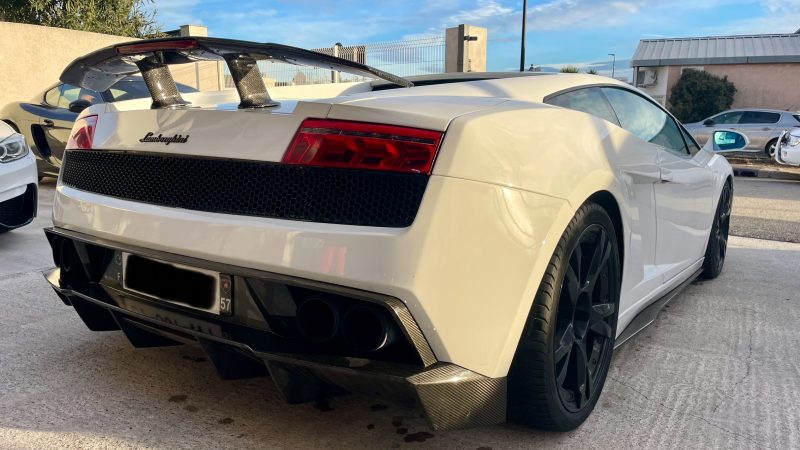 LAMBORGHINI GALLARDO 2008. Programmes de fidélité avantageux pour les clients réguliers d'Auto Dakar