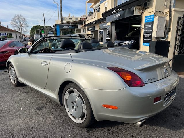 LEXUS SC DÉCAPOTABLE 2002. Auto Dakar met à votre disposition une équipe d'experts passionnés d'automobile