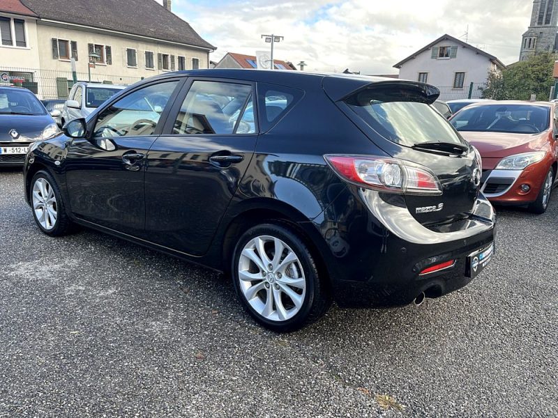 MAZDA 3 2011. Concessionnaire de référence, Auto Dakar vous garantit transparence et qualité