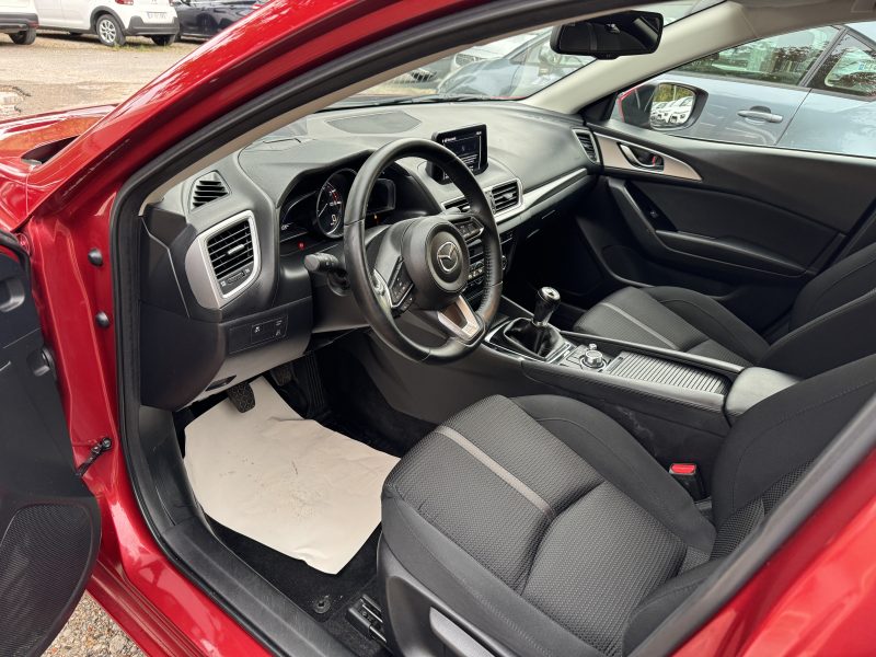 MAZDA MAZDA 3 2018. Auto Dakar révolutionne l'achat automobile avec ses services innovants