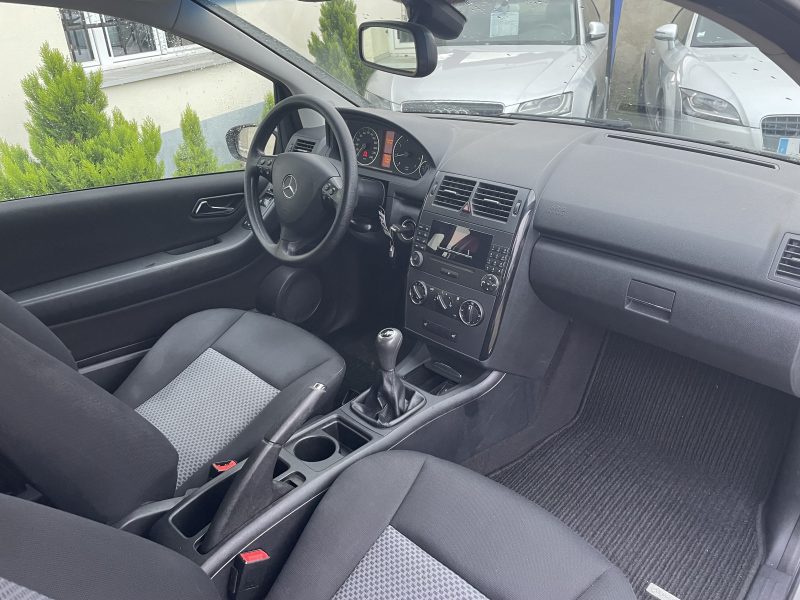 MERCEDES BENZ A150 3 PORTES 2007. Votre satisfaction est notre priorité chez Auto Dakar, leader du marché automobile dakarois