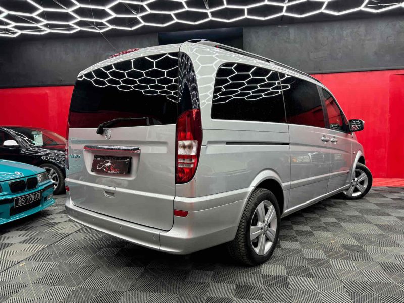 MERCEDES BENZ VIANO 2011. Notre service de conciergerie automobile Auto Dakar Premium prend en charge l'entretien complet de votre véhicule avec enlèvement et livraison à domicile. Ce service exclusif comprend également le nettoyage intérieur et extérieur pour vous restituer un véhicule impeccable.