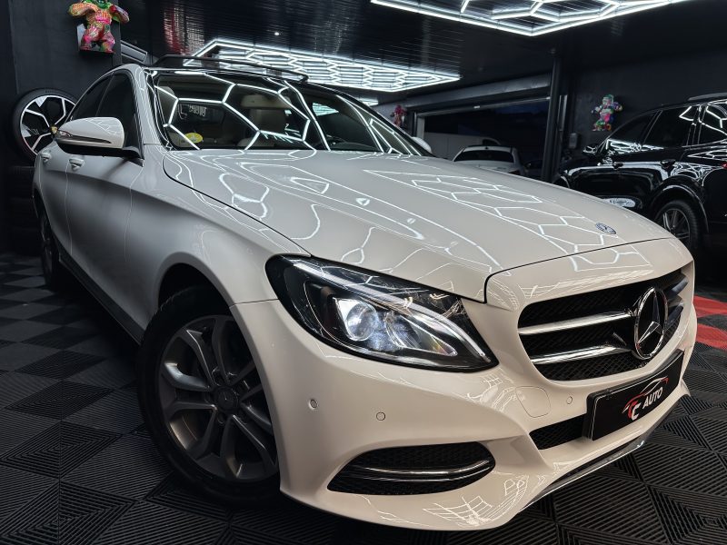 MERCEDES CLASSE C 2015. Auto Dakar : Votre partenaire automobile de confiance au cœur de la capitale sénégalaise