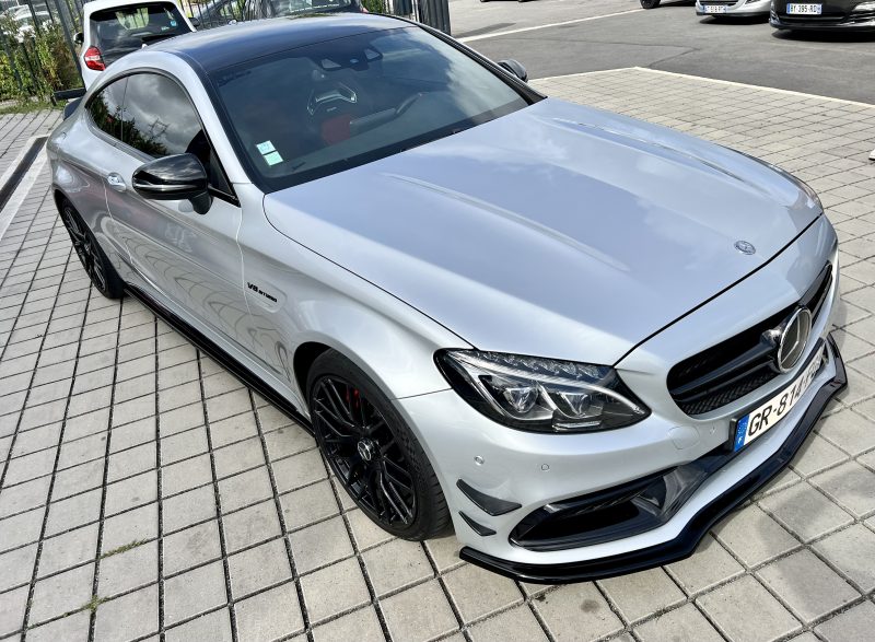 MERCEDES CLASSE C IV 4,0L 510CH AMG EDITION LIMITED 2016. Auto Dakar met l'accent sur la durabilité avec des véhicules éco-responsables
