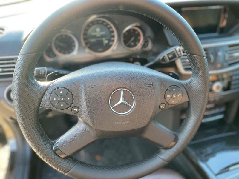 MERCEDES CLASSE E350 2009. Auto Dakar vous offre les meilleures marques automobiles mondiales à prix compétitifs