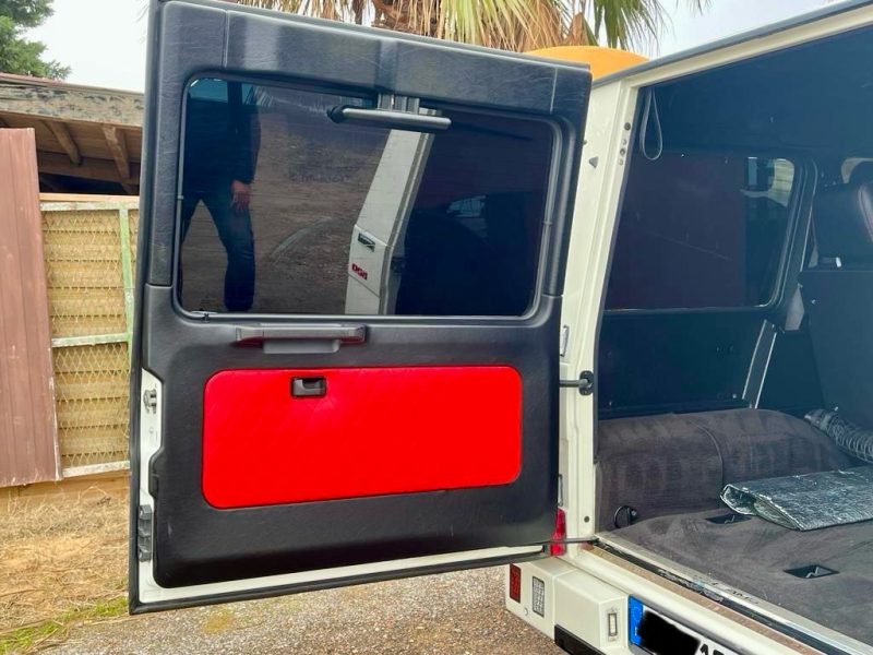 MERCEDES CLASSE G 2010. Auto Dakar s'engage pour un service client d'exception et une satisfaction totale