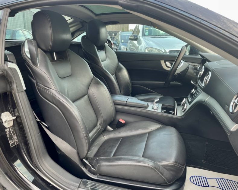 MERCEDES CLASSE SL 2014. Le service de préparation véhicule Auto Dakar personnalise votre automobile selon vos préférences avec équipements spécifiques et accessoires haut de gamme. Notre atelier de customisation transforme votre véhicule en exemplaire unique parfaitement adapté à vos besoins.