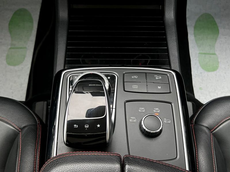 MERCEDES GLE COUPE 2015. Auto Dakar : Partenaire officiel des événements automobiles majeurs au Sénégal