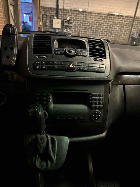 MERCEDES VIANO 2007. Concessionnaire de référence, Auto Dakar vous garantit transparence et qualité