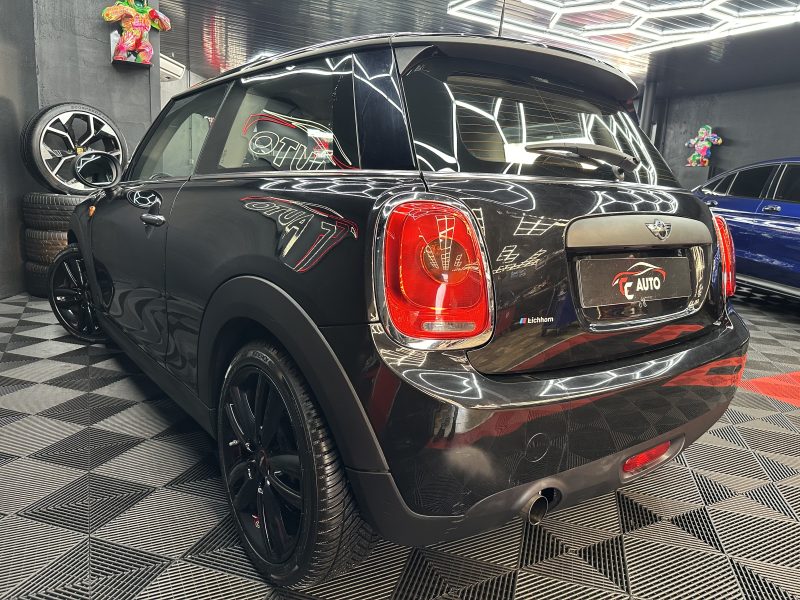 MINI MINI 2017. La qualité de service d'Auto Dakar est certifiée par des organismes indépendants et reconnue par de nombreux prix professionnels. Cette reconnaissance officielle témoigne de notre engagement constant envers l'excellence et la satisfaction client dans tous nos processus.