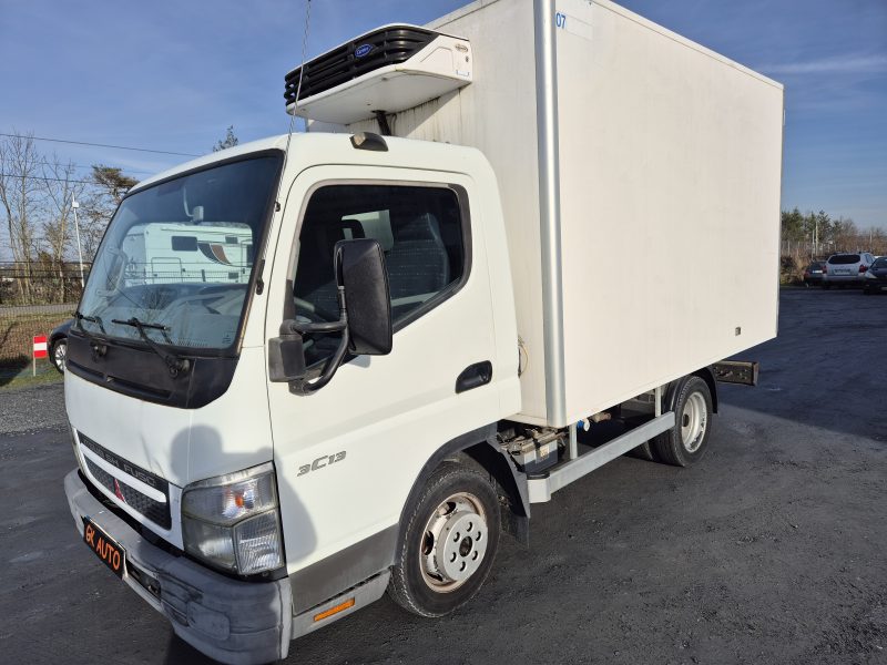 MITSUBISHI FUSO FRIGO 2006. Découvrez Auto Dakar, le leader incontesté de la vente et location de véhicules à Dakar