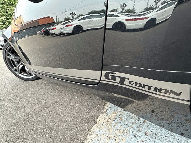 NISSAN 370Z 2012. Auto Dakar vous accompagne dans tous vos projets de mobilité avec des solutions sur mesure