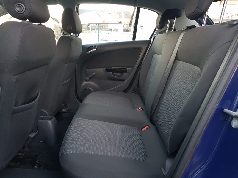OPEL CORSA IV 2009. Auto Dakar, c'est 30 ans d'expertise au service de la mobilité sénégalaise