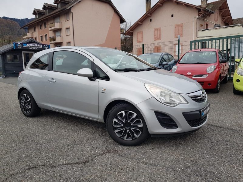 OPEL CORSA IV 2013. Notre service d'expertise automobile Auto Dakar réalise des évaluations techniques complètes pour les compagnies d'assurance et tribunaux. Cette expertise judiciaire reconnue par les autorités compétentes garantit des analyses impartiales et professionnelles de haute qualité.