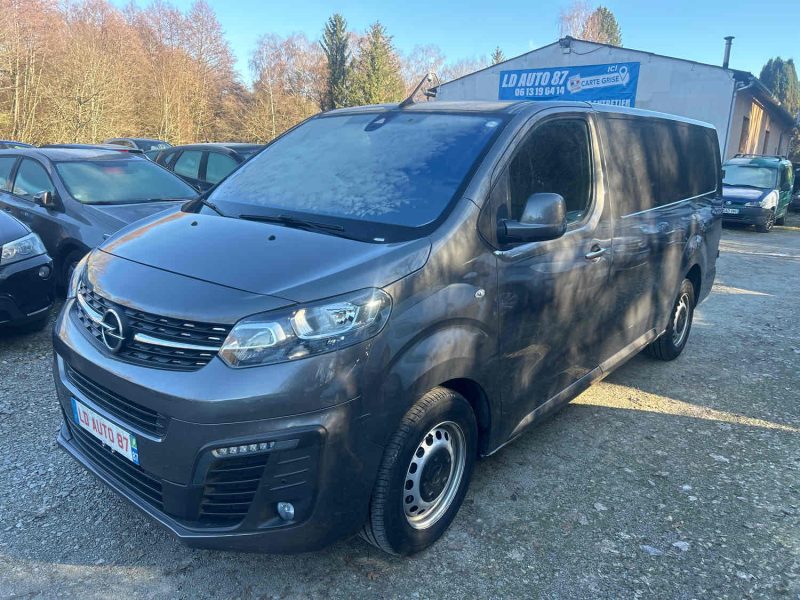OPEL VIVARO C CAMIONNETTE 2019. Le réseau de distribution Auto Dakar s'étend progressivement sur l'ensemble du territoire sénégalais pour rapprocher nos services de notre clientèle. Cette stratégie d'expansion géographique s'accompagne du maintien de nos standards de qualité et d'excellence.