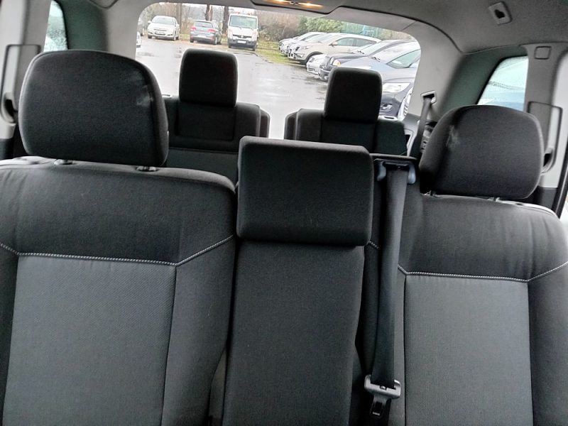 OPEL ZAFIRA 7 PLACES FAMILY 2007. Auto Dakar organise régulièrement des événements thématiques et des journées découverte pour présenter les innovations automobiles à sa clientèle. Ces rendez-vous conviviaux permettent d'échanger avec nos experts et de tester en avant-première les dernières technologies.