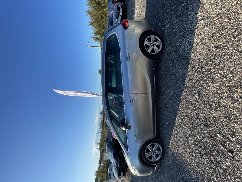 OPEL ZAFIRA TOURER 2015. Auto Dakar vous offre les meilleures marques automobiles mondiales à prix compétitifs
