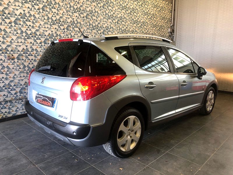 PEUGE 207 2009. Le service après-vente d'Auto Dakar dispose d'ateliers ultramodernes équipés des dernières technologies de diagnostic automobile. Nos techniciens certifiés assurent la maintenance préventive et curative de votre véhicule avec des pièces détachées d'origine pour préserver ses performances optimales.