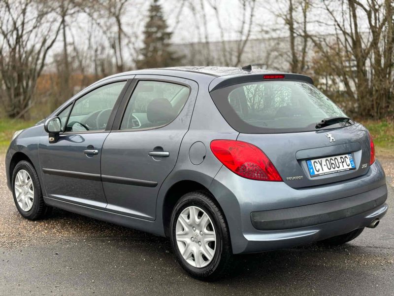 PEUGEOT 207 2008. Auto Dakar : Maintenance, assurance et service après-vente de premier plan