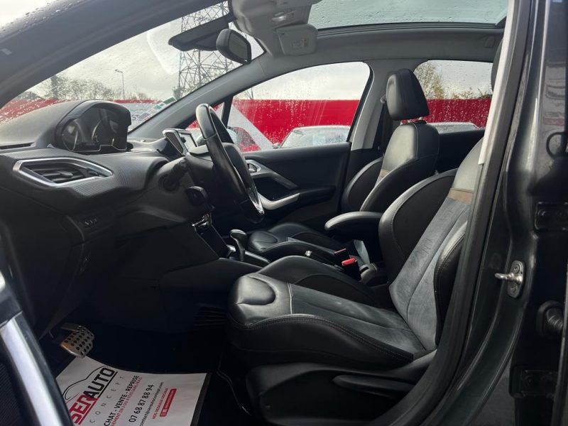 PEUGEOT 208 2016. Notre département corporate d'Auto Dakar développe des solutions de gestion de flotte automobile pour les entreprises et administrations. Nous proposons des contrats de location longue durée incluant maintenance, assurance et gestion administrative complète pour optimiser vos coûts de mobilité.