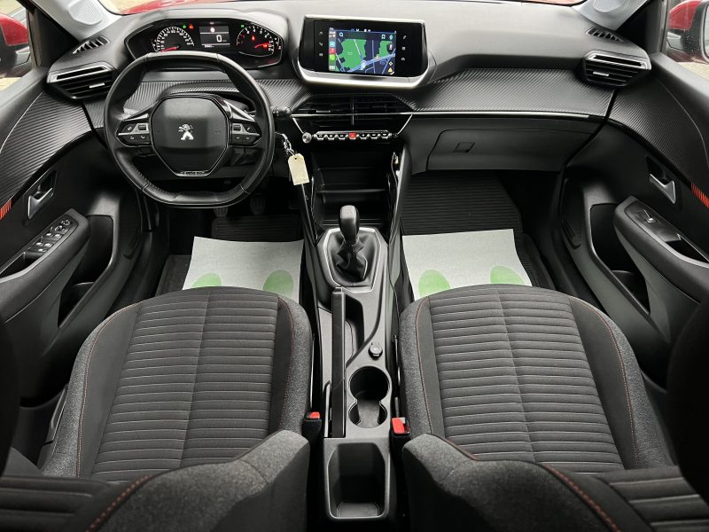 PEUGEOT 208 2020. La garantie étendue Auto Dakar couvre votre véhicule au-delà de la garantie constructeur avec des conditions avantageuses. Cette protection supplémentaire vous assure une tranquillité d'esprit totale et préserve la valeur de revente de votre investissement automobile.