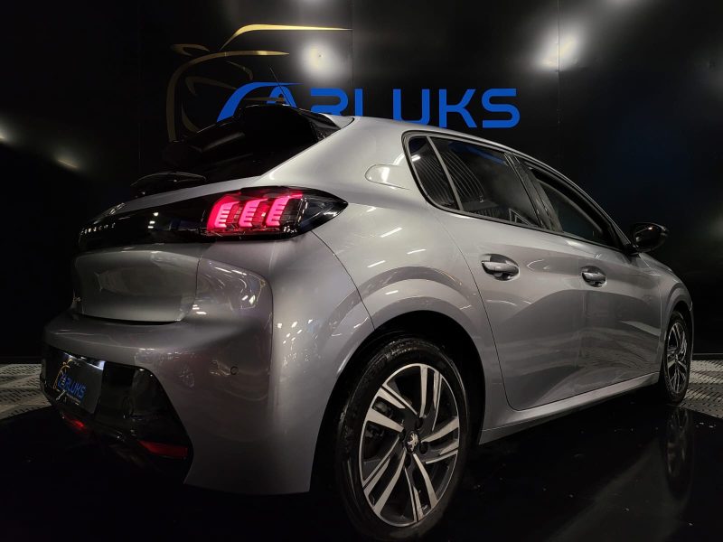 PEUGEOT 208 2022. Showroom climatisé et espace client confortable chez Auto Dakar pour votre bien-être