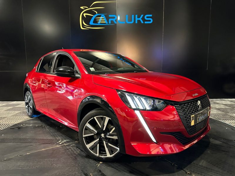 PEUGEOT 208 II 2020. Le service client multilingue d'Auto Dakar accueille une clientèle internationale diversifiée avec des conseillers parlant français, anglais, arabe et wolof. Cette approche multiculturelle reflète l'ouverture de Dakar et facilite les échanges avec tous nos clients.