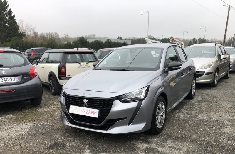 PEUGEOT 208 II 2022. Formations de conduite et stage de perfectionnement avec les partenaires d'Auto Dakar