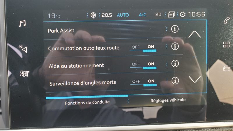 PEUGEOT 308 1.5 BHDI 130 EAT8 2021. Location de véhicules chez Auto Dakar : simplicité, rapidité et professionnalisme