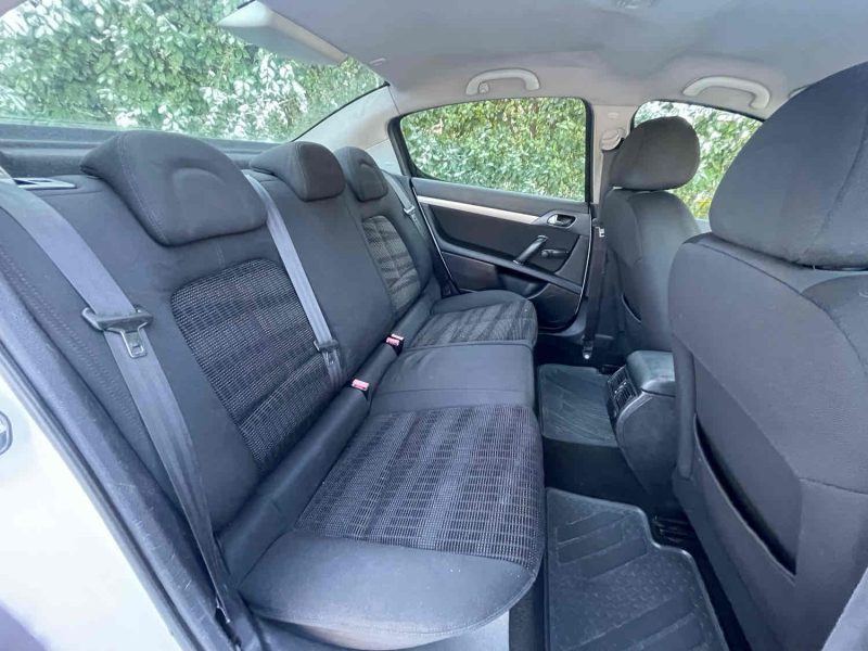 PEUGEOT 407 2009. Auto Dakar vous accompagne dans tous vos projets de mobilité avec des solutions sur mesure
