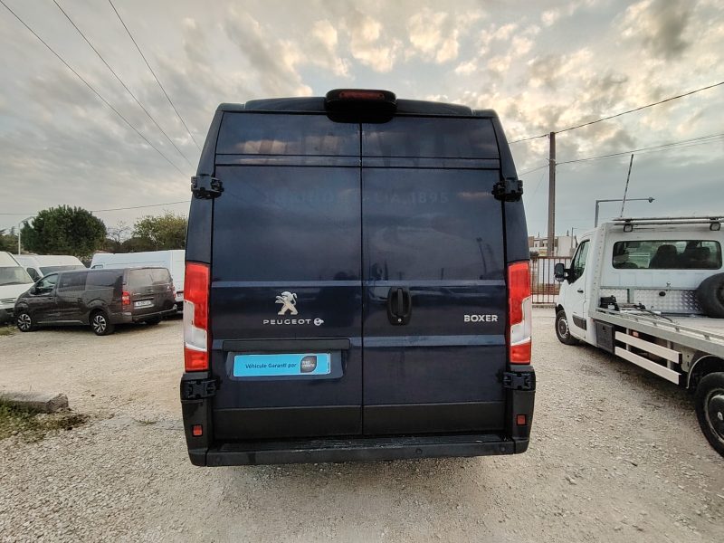 PEUGEOT BOXER 2.2 HDI L3H2 120CV TOUTES OPTIONS 2020. Chez Auto Dakar, trouvez la voiture de vos rêves parmi notre vaste gamme de véhicules