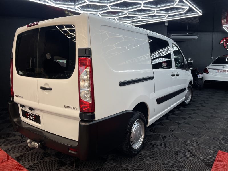 PEUGEOT EXPERT CAMIONNETTE 2012. Auto Dakar : Livraison rapide et formalités simplifiées pour votre confort