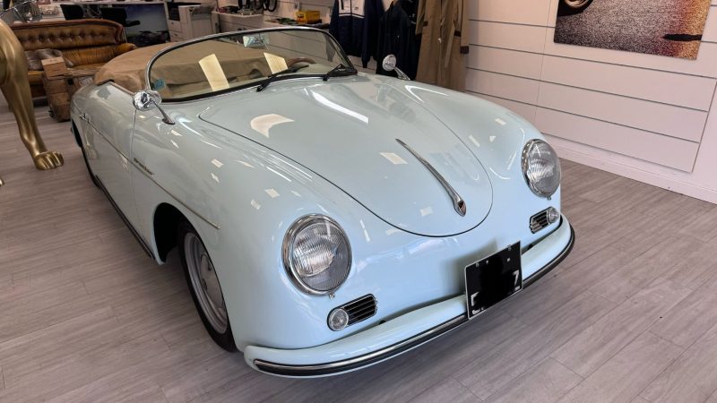 PORSCHE 356 1990. Pièces détachées d'origine et accessoires automobiles disponibles chez Auto Dakar