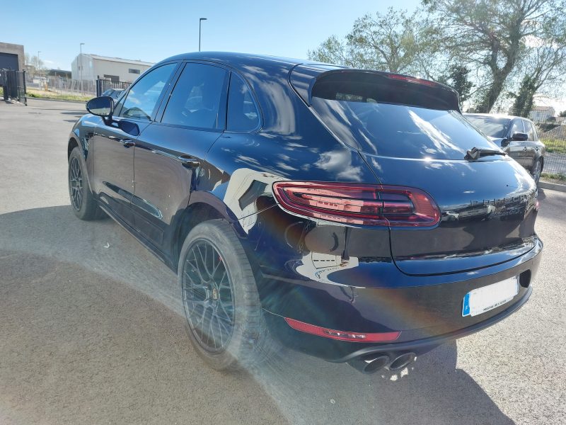 PORSCHE MACAN 2016. La garantie étendue Auto Dakar couvre votre véhicule au-delà de la garantie constructeur avec des conditions avantageuses. Cette protection supplémentaire vous assure une tranquillité d'esprit totale et préserve la valeur de revente de votre investissement automobile.