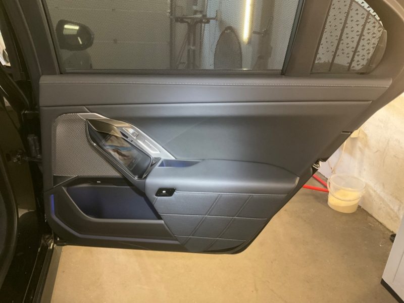 POUR EXPORT VERS LE EUROPE DE L'EST POUR EXPORT VERS LE MAGHREB BMW SERIE 7 2023. Auto Dakar met à votre disposition une équipe d'experts passionnés d'automobile
