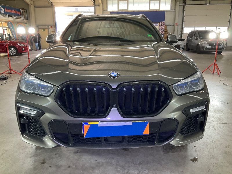 POUR EXPORT VERS LE EUROPE DE L'EST POUR EXPORT VERS LE MAGHREB BMW X6 2020. Auto Dakar garantit la traçabilité complète de tous ses véhicules avec historique détaillé et certification d'origine authentifiée. Cette transparence totale vous assure l'acquisition d'un véhicule aux antécédents vérifiés et à la provenance légale certifiée.