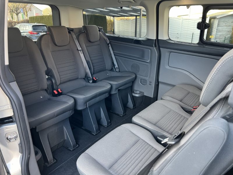 POUR EXPORT VERS LE EUROPE DE L'EST POUR EXPORT VERS LE MAGHREB FORD TRANSIT CUSTOM 2019. Showroom climatisé et espace client confortable chez Auto Dakar pour votre bien-être