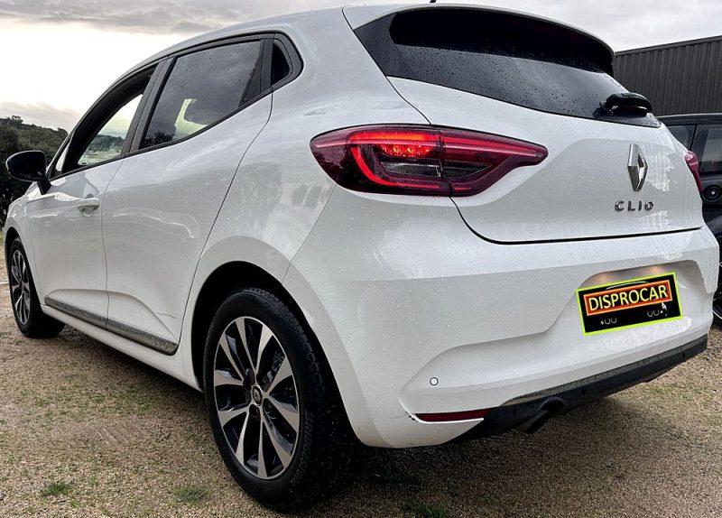 POUR EXPORT VERS LE EUROPE DE L'EST POUR EXPORT VERS LE MAGHREB RENAULT CLIO V 2020. Auto Dakar s'engage activement dans le développement durable en proposant une gamme croissante de véhicules hybrides et électriques. Notre mission consiste à contribuer à la réduction de l'empreinte carbone tout en maintenant les plus hauts standards de performance et de confort.