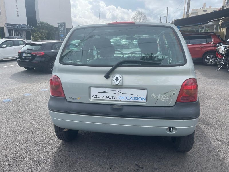 POUR EXPORT VERS LE EUROPE DE L'EST POUR EXPORT VERS LE MAGHREB RENAULT TWINGO I 2006. Partenariats bancaires privilégiés d'Auto Dakar pour faciliter vos financements