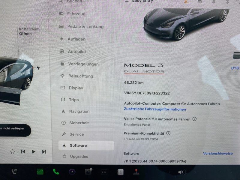POUR EXPORT VERS LE EUROPE DE L'EST POUR EXPORT VERS LE MAGHREB TESLA MODEL 3 2019. Le service après-vente d'Auto Dakar dispose d'ateliers ultramodernes équipés des dernières technologies de diagnostic automobile. Nos techniciens certifiés assurent la maintenance préventive et curative de votre véhicule avec des pièces détachées d'origine pour préserver ses performances optimales.