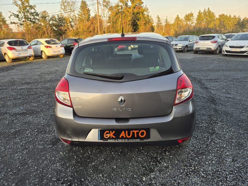 RENAULT CLIO 3 2011. Conseils d'experts chez Auto Dakar pour choisir le véhicule parfait