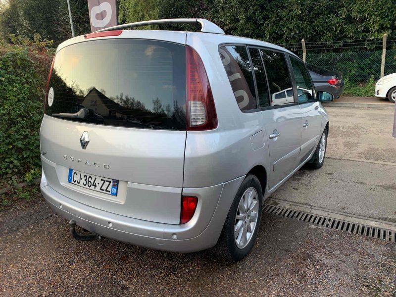 RENAULT ESPACE IV 2008. Auto Dakar met l'accent sur la durabilité avec des véhicules éco-responsables