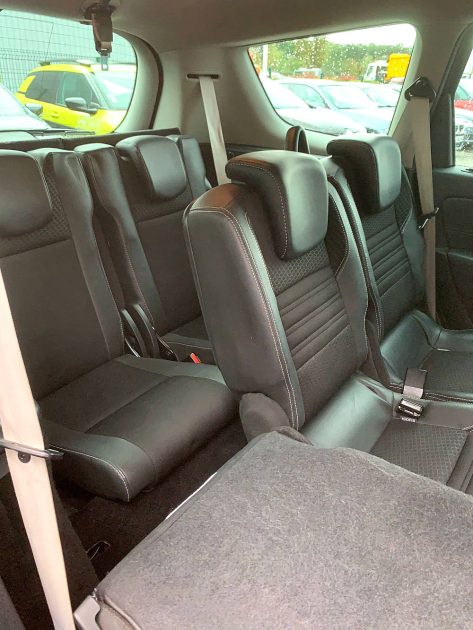 RENAULT GRAND SCENIC BOSE 2015. Rejoignez la communauté des clients satisfaits d'Auto Dakar, référence automobile dakaroise