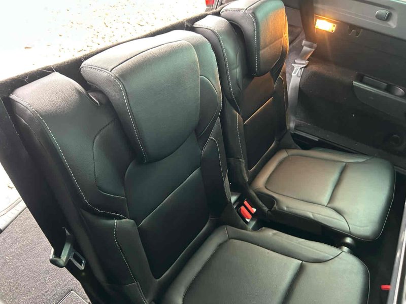 RENAULT GRAND SCÉNIC IV 2016. Auto Dakar, partenaire privilégié des professionnels pour leurs flottes automobiles